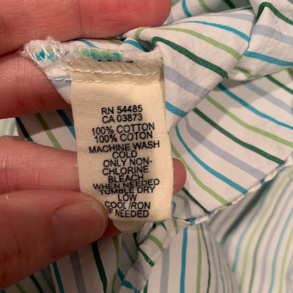 American Eagle Outfitters Favorite Fit Button Down - Picture 5 of 5